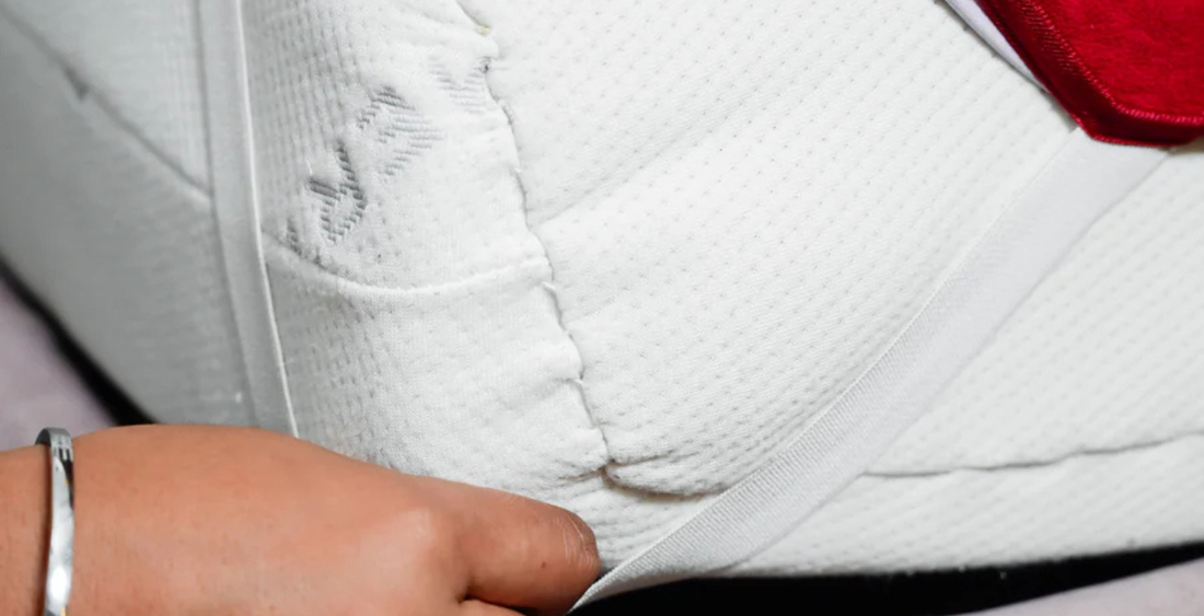 Why Elastic-Fitted Protectors Stay in Place Better Overnight